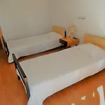 Hi - De Juventude Hostel