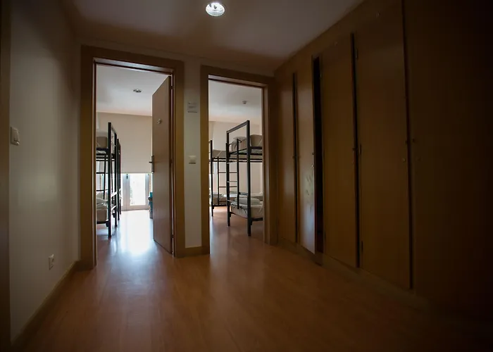 Hostel Hi - De Juventude *